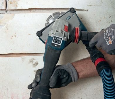 Sättningar i hus: Fogarna fräses här 2,5 cm djupa Sättningar i hus: Fogarna fräses här 2,5 cm djupa